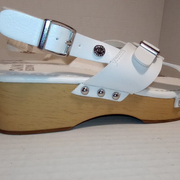Madden NYC White Platform Wooden Heeled Girls Size 4 - Picture 6 of 15